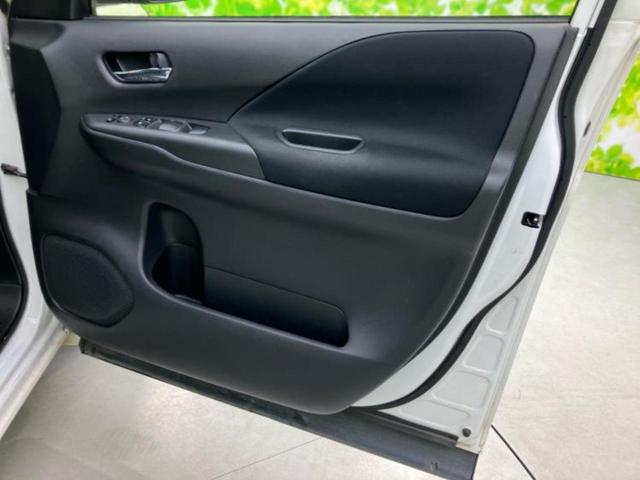 セレナ ハイウェイスターV 新品タイヤ/保証書/純正 10インチ SDナビ/フリップダウンモニター 純正 11インチ/衝突安全装置/両側電動スライドドア/アラウンドビューモニター/車線逸脱防止支援システム/シート 撥水加工(22枚目)