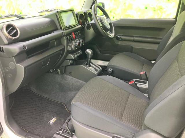 ＷＥＣＡＲＳでは各商談席に大型モニターをご用意しております！見やすい大画面でゆったりと全国の在庫をご覧いただけます！是非ご来店お待ちしております！