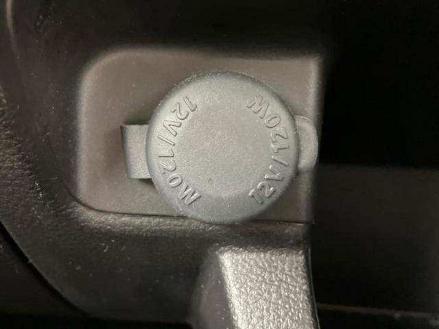 ＷＥＣＡＲＳでは各商談席に大型モニターをご用意しております！見やすい大画面でゆったりと全国の在庫をご覧いただけます！是非ご来店お待ちしております！