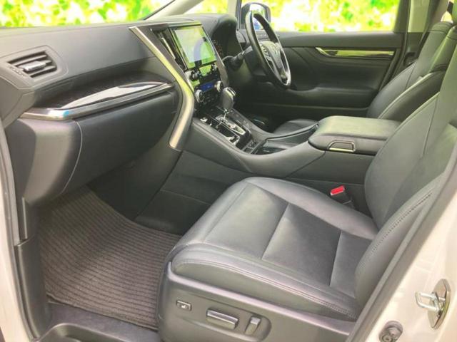 WECARSでは各商談席に大型モニターをご用意しております!見やすい大画面でゆったりと全国の在庫をご覧いただけます!是非ご来店お待ちしております!