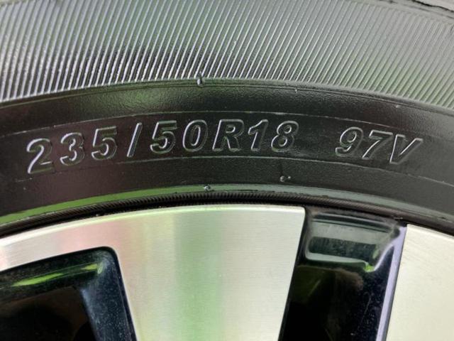 WECARSの展示場では実際に見て、触ってお車をお選びいただけます!知識の豊富な営業スタッフが様々なカーライフをご提案いたします!