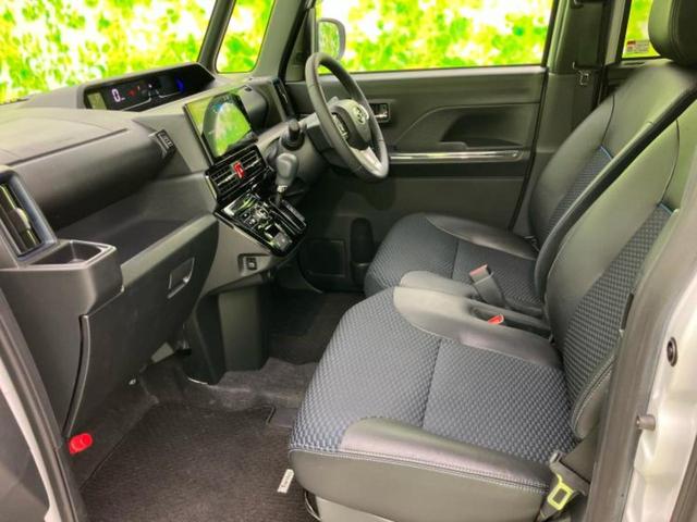 WECARSでは各商談席に大型モニターをご用意しております!見やすい大画面でゆったりと全国の在庫をご覧いただけます!是非ご来店お待ちしております!