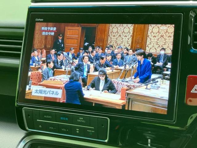 ステップワゴンスパーダ eHEVスパーダG・EXホンダセンシング 保証書/純正 SDナビ/フリップダウンモニター 純正 11.6インチ/ホンダセンシング/両側電動スライドドア/シートヒーター 前席/車線逸脱防止支援システム/シート ハーフレザー 衝突被害軽減システム(13枚目)