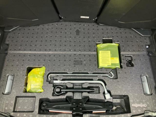 カローラスポーツ ハイブリッドGスタイルパッケージ 新品タイヤ/保証書/ディスプレイオーディオ+ナビ9インチ/トヨタセーフティセンス/車線逸脱防止支援システム/シート ハーフレザー/ドライブレコーダー 前後/ヘッドランプ LED 衝突被害軽減システム(25枚目)