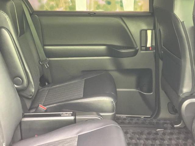 ＷＥＣＡＲＳでは各商談席に大型モニターをご用意しております！見やすい大画面でゆったりと全国の在庫をご覧いただけます！是非ご来店お待ちしております！