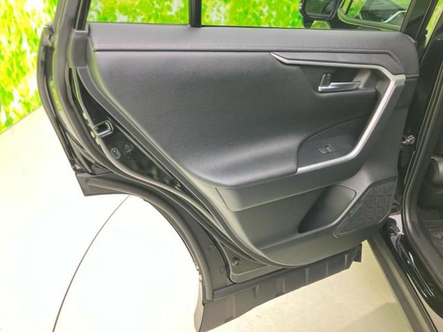 RAV4 4WD G Zパッケージ TRDエアロ/保証書/純正 9インチ SDナビ/デジタルインナーミラー/トヨタセーフティセンス/シートヒーター 前席/車線逸脱防止支援システム/シート 合皮/電動バックドア/ヘッドランプ LED(24枚目)