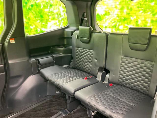 ヴォクシー S-Z 保証書/ディスプレイオーディオ+ナビ10インチ/フリップダウンモニター 純正 12.8インチ/トヨタセーフティセンス/両側電動スライドドア/シートヒーター 前席/車線逸脱防止支援システム バックカメラ(19枚目)