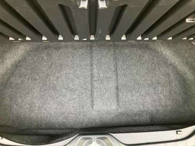 ヴォクシー S-Z 保証書/ディスプレイオーディオ+ナビ10インチ/フリップダウンモニター 純正 12.8インチ/トヨタセーフティセンス/両側電動スライドドア/シートヒーター 前席/車線逸脱防止支援システム バックカメラ(26枚目)