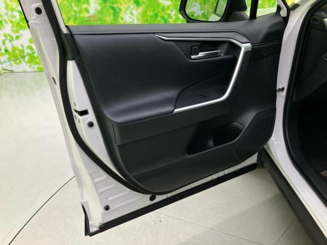 ＲＡＶ４ ４ＷＤハイブリッドＧ　保証書／純正　９インチ　ＳＤナビ／トヨタセーフティセンス／シートヒーター　前席／車線逸脱防止支援システム／シート　合皮／電動バックドア／ドライブレコーダー　社外／ヘッドランプ　ＬＥＤ　バックカメラ（23枚目）