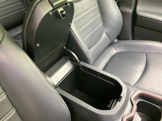 ＲＡＶ４ ４ＷＤハイブリッドＧ　保証書／純正　９インチ　ＳＤナビ／トヨタセーフティセンス／シートヒーター　前席／車線逸脱防止支援システム／シート　合皮／電動バックドア／ドライブレコーダー　社外／ヘッドランプ　ＬＥＤ　バックカメラ（38枚目）