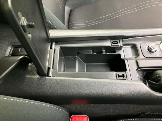 「この車の写真をもっと見たい」「状態が気になる」「この装備はついている？」どんな小さな疑問でもお気軽にお問い合わせください！