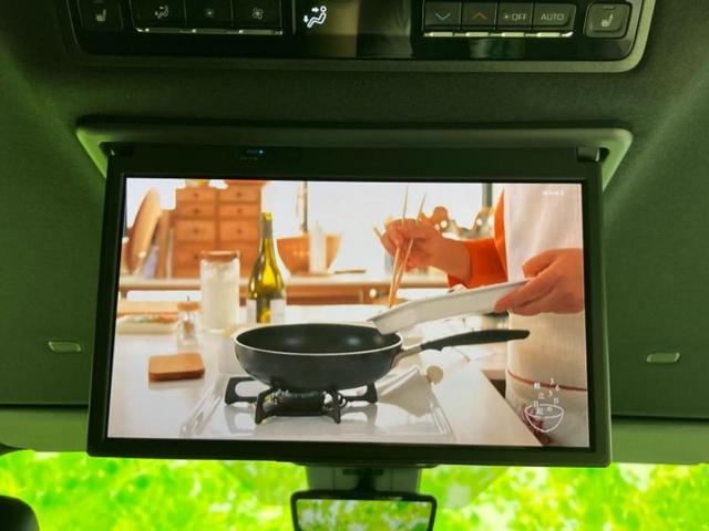 ヴォクシー Ｓ－Ｚ　モデリスタエアロ／ディスプレイオーディオ＋ナビ１０．５インチ／フリップダウンモニター　純正　１４インチ／デジタルインナーミラー／トヨタセーフティセンス／両側電動スライドドア／シートヒーター　フルエアロ（12枚目）