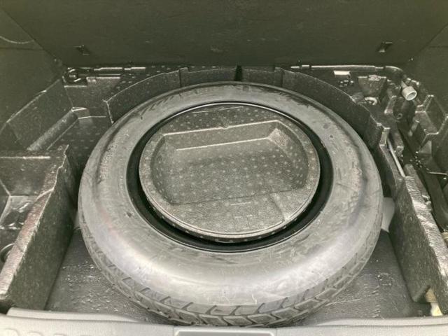 Ｃ－ＨＲ Ｇモードネロ　保証書／社外　９インチ　ＳＤナビ／トヨタセーフティセンス／シートヒーター　前席／車線逸脱防止支援システム／シート　ハーフレザー／ドライブレコーダー　社外／ヘッドランプ　ＬＥＤ／ＵＳＢジャック　禁煙車（25枚目）