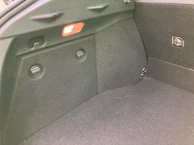 Ｃ－ＨＲ Ｇモードネロ　保証書／社外　９インチ　ＳＤナビ／トヨタセーフティセンス／シートヒーター　前席／車線逸脱防止支援システム／シート　ハーフレザー／ドライブレコーダー　社外／ヘッドランプ　ＬＥＤ／ＵＳＢジャック　禁煙車（27枚目）