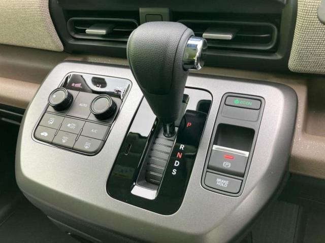 お車に合わせて無料保証以外にも、保証範囲、期間、距離を拡充させた有料保証もご用意しております！中古車の購入が初めてで不安・・・というお客様もご安心ください！