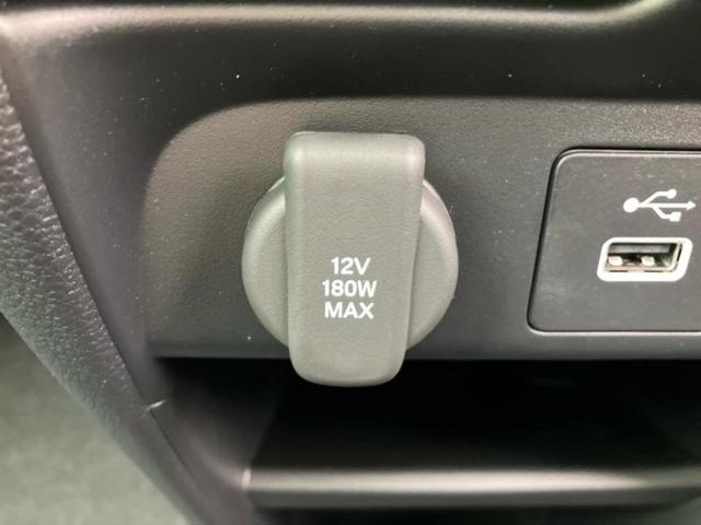 ＷＥＣＡＲＳでは各商談席に大型モニターをご用意しております！見やすい大画面でゆったりと全国の在庫をご覧いただけます！是非ご来店お待ちしております！