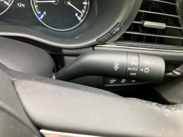 ＭＡＺＤＡ３ファストバック ２０Ｓツーリング　ＢＯＳＥ／保証書／ディスプレイオーディオ１０インチ／アイアクティブセンス（マツダ）／シートヒーター　前席／全方位モニター／車線逸脱防止支援システム／ヘッドランプ　ＬＥＤ／ＵＳＢジャック　全周囲カメラ（16枚目）