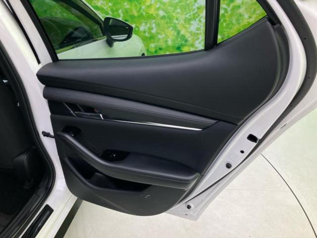 ＭＡＺＤＡ３ファストバック ２０Ｓツーリング　ＢＯＳＥ／保証書／ディスプレイオーディオ１０インチ／アイアクティブセンス（マツダ）／シートヒーター　前席／全方位モニター／車線逸脱防止支援システム／ヘッドランプ　ＬＥＤ／ＵＳＢジャック　全周囲カメラ（22枚目）