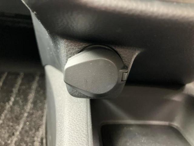 ヴォクシー ハイブリッドS-Z 保証書/ディスプレイオーディオ+ナビ10インチ/トヨタセーフティセンス/両側電動スライドドア/シートヒーター 全席/パノラミックビューモニター/車線逸脱防止支援システム/シート ハーフレザー 禁煙車(47枚目)