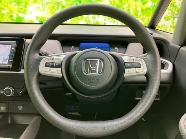 フィット クロスター　新品タイヤ／保証書／純正　ＳＤナビ／ホンダセンシング／車線逸脱防止支援システム／ドライブレコーダー　純正／ヘッドランプ　ＬＥＤ／ＵＳＢジャック／Ｂｌｕｅｔｏｏｔｈ接続／ＥＴＣ／ＥＢＤ付ＡＢＳ　禁煙車（15枚目）