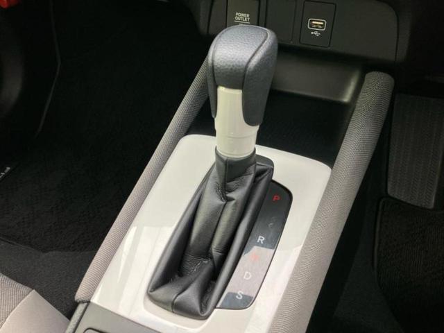 フィット クロスター　新品タイヤ／保証書／純正　ＳＤナビ／ホンダセンシング／車線逸脱防止支援システム／ドライブレコーダー　純正／ヘッドランプ　ＬＥＤ／ＵＳＢジャック／Ｂｌｕｅｔｏｏｔｈ接続／ＥＴＣ／ＥＢＤ付ＡＢＳ　禁煙車（18枚目）