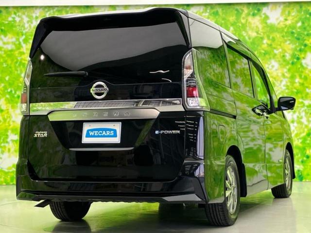 セレナ ｅパワーハイウェイスターＶ　保証書／社外　１１インチ　ＳＤナビ／フリップダウンモニター　社外　１２．８インチ／インテリジェントルームミラー／エマージェンシーブレーキ／両側電動スライドドア／車線逸脱防止支援システム　後席モニター（3枚目）