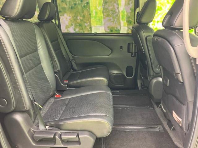 セレナ ｅパワーハイウェイスターＶ　保証書／社外　１１インチ　ＳＤナビ／フリップダウンモニター　社外　１２．８インチ／インテリジェントルームミラー／エマージェンシーブレーキ／両側電動スライドドア／車線逸脱防止支援システム　後席モニター（5枚目）