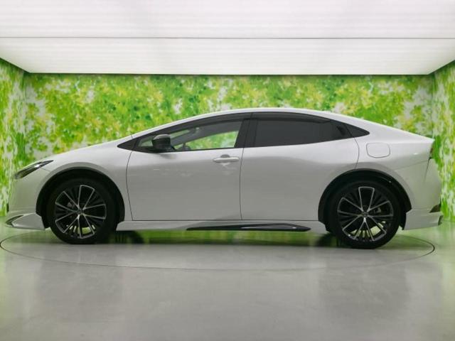 プリウス Ｚ　モデリスタエアロ／保証書／ディスプレイオーディオ＋ナビ１２．３インチ／デジタルインナーミラー／トヨタセーフティセンス／エアーシート　前席／パノラミックビューモニター／車線逸脱防止支援システム　革シート（2枚目）