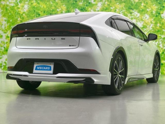 プリウス Ｚ　モデリスタエアロ／保証書／ディスプレイオーディオ＋ナビ１２．３インチ／デジタルインナーミラー／トヨタセーフティセンス／エアーシート　前席／パノラミックビューモニター／車線逸脱防止支援システム　革シート（3枚目）