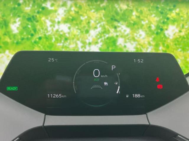 プリウス Ｚ　モデリスタエアロ／保証書／ディスプレイオーディオ＋ナビ１２．３インチ／デジタルインナーミラー／トヨタセーフティセンス／エアーシート　前席／パノラミックビューモニター／車線逸脱防止支援システム　革シート（14枚目）