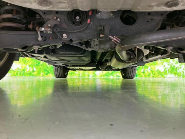 ハリアー ４ＷＤプレミアムアドバンスドパッケージ　新品タイヤ／サンルーフ／ＪＢＬ／保証書／純正　８インチ　ＳＤナビ／衝突安全装置／パノラミックビューモニター／車線逸脱防止支援システム／シート　ハーフレザー／電動バックドア／ヘッドランプ　ＬＥＤ　４ＷＤ（52枚目）