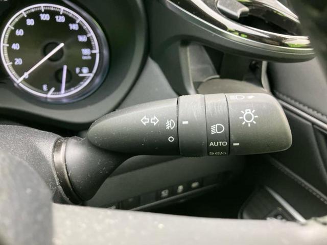 ハリアー Ｚ　ＪＢＬ／保証書／純正　ＳＤナビ／デジタルインナーミラー／トヨタセーフティセンス／パノラミックビューモニター／車線逸脱防止支援システム／シート　ハーフレザー／電動バックドア／ドライブレコーダー　社外（16枚目）