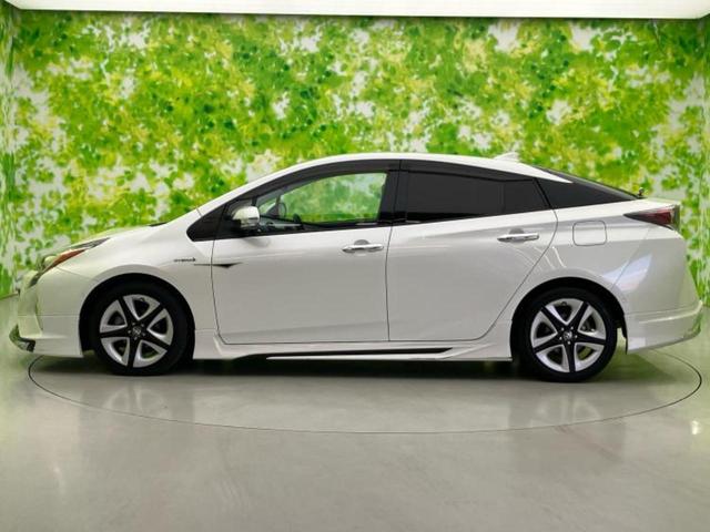 プリウス Ａツーリングセレクション　新品タイヤ／純正エアロ／保証書／純正　９インチ　ＳＤナビ／トヨタセーフティセンス／シートヒーター　前席／車線逸脱防止支援システム／シート　合皮／パーキングアシスト　自動操舵　リフトアップ　フルエアロ（2枚目）