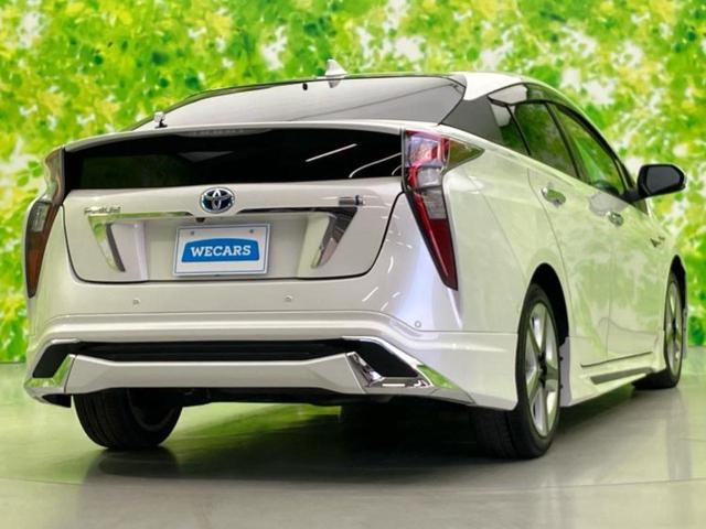 プリウス Ａツーリングセレクション　新品タイヤ／純正エアロ／保証書／純正　９インチ　ＳＤナビ／トヨタセーフティセンス／シートヒーター　前席／車線逸脱防止支援システム／シート　合皮／パーキングアシスト　自動操舵　リフトアップ　フルエアロ（3枚目）