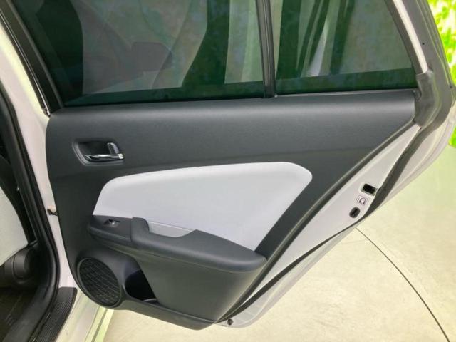 プリウス Ａツーリングセレクション　新品タイヤ／純正エアロ／保証書／純正　９インチ　ＳＤナビ／トヨタセーフティセンス／シートヒーター　前席／車線逸脱防止支援システム／シート　合皮／パーキングアシスト　自動操舵　リフトアップ　フルエアロ（22枚目）