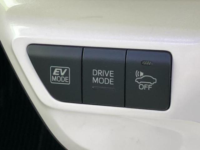 プリウス Ａツーリングセレクション　新品タイヤ／純正エアロ／保証書／純正　９インチ　ＳＤナビ／トヨタセーフティセンス／シートヒーター　前席／車線逸脱防止支援システム／シート　合皮／パーキングアシスト　自動操舵　リフトアップ　フルエアロ（31枚目）