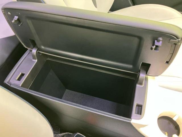 プリウス Ａツーリングセレクション　新品タイヤ／純正エアロ／保証書／純正　９インチ　ＳＤナビ／トヨタセーフティセンス／シートヒーター　前席／車線逸脱防止支援システム／シート　合皮／パーキングアシスト　自動操舵　リフトアップ　フルエアロ（38枚目）