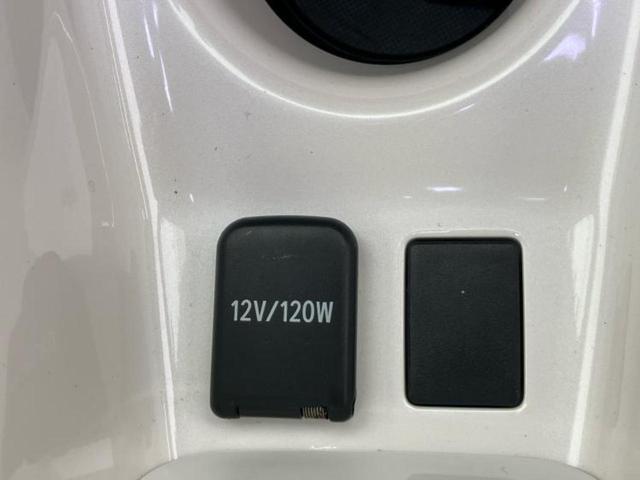 プリウス Ａツーリングセレクション　新品タイヤ／純正エアロ／保証書／純正　９インチ　ＳＤナビ／トヨタセーフティセンス／シートヒーター　前席／車線逸脱防止支援システム／シート　合皮／パーキングアシスト　自動操舵　リフトアップ　フルエアロ（42枚目）