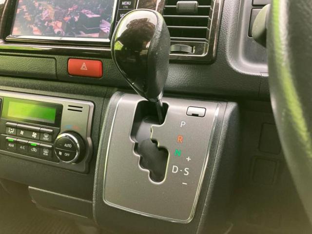 ハイエースバン ロングスーパーGLダークプライム2 保証書/純正 SDナビ/デジタルインナーミラー/衝突安全装置/両側電動スライドドア/パノラミックビューモニター/車線逸脱防止支援システム/シート ハーフレザー/ヘッドランプ LED/USBジャック(18枚目)