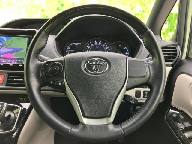 ノア ハイブリッドＳｉダブルバイビー３　新品タイヤ／保証書／純正　９インチ　ＳＤナビ／衝突安全装置／両側電動スライドドア／シートヒーター　前席／車線逸脱防止支援システム／ヘッドランプ　ＬＥＤ／ＵＳＢジャック／Ｂｌｕｅｔｏｏｔｈ接続　禁煙車（15枚目）