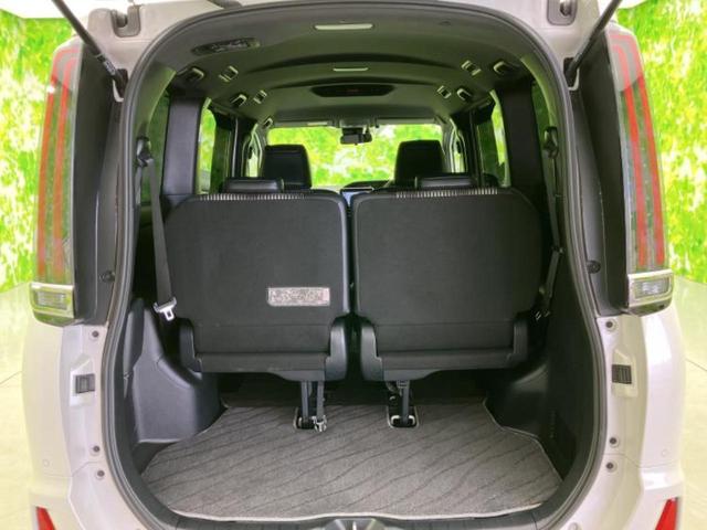 ノア ハイブリッドＳｉダブルバイビー３　新品タイヤ／保証書／純正　９インチ　ＳＤナビ／衝突安全装置／両側電動スライドドア／シートヒーター　前席／車線逸脱防止支援システム／ヘッドランプ　ＬＥＤ／ＵＳＢジャック／Ｂｌｕｅｔｏｏｔｈ接続　禁煙車（20枚目）