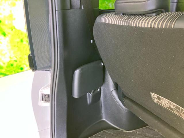 ノア ハイブリッドＳｉダブルバイビー３　新品タイヤ／保証書／純正　９インチ　ＳＤナビ／衝突安全装置／両側電動スライドドア／シートヒーター　前席／車線逸脱防止支援システム／ヘッドランプ　ＬＥＤ／ＵＳＢジャック／Ｂｌｕｅｔｏｏｔｈ接続　禁煙車（28枚目）