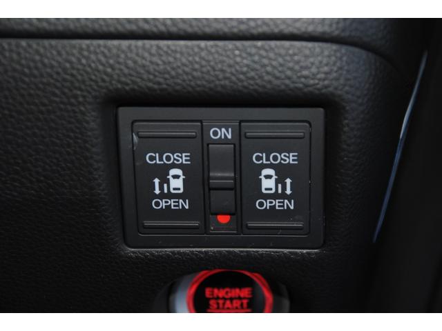 G・Lターボホンダセンシング 純正メモリーナビ フルセグ 走行中OK DVD Bluetooth ステリモ バックモニター プッシュスタート スマートキー 両側電動スライドドア ホンダセンシング レーンキープ LEDオートライト(13枚目)