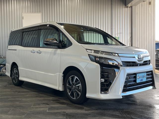 ZS 煌III 全車1年無料保証付・禁煙車・ワンオーナー・9インチメモリーナビ・フルセグ・BT・バックモニター・ETC・レーンアシスト・クルーズコントロール・両側パワースライドドア・ブラックハーフレザー・純正16AW(3枚目)