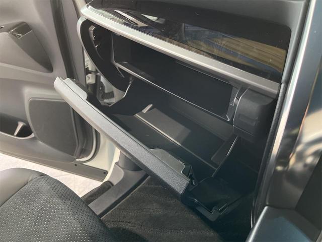 2.5Z ゴールデンアイズ 全車1年無料保証付・禁煙車・ワンオーナー・ナビ・Bluetooth・バックモニター・トヨタセーフティセンス・・ステアリングリモコン・クリアランスソナー・フリップダウンモニター・電動ムーンルーフ・ETC(35枚目)