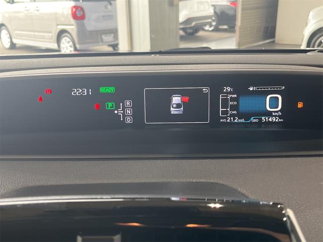 プリウス Ｓセーフティプラス　１年保証付・禁煙車・純正ナビ・ＴＶ・ＣＤ・ＤＶＤ・Ｂｌｕｅｔｏｏｔｈ・バックモニター・トヨタセーフティ・パーキングアシスト・クルーズコントロール・ヘッドアップディスプレイ・クリアランスソナー・ドラレコ（10枚目）