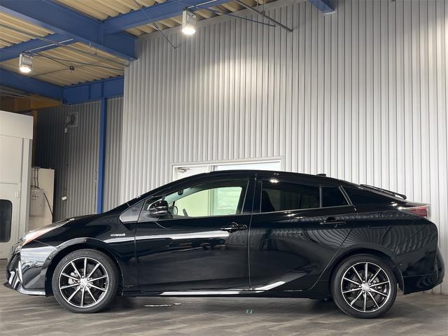 プリウス Ｓセーフティプラス　１年保証付・禁煙車・純正ナビ・ＴＶ・ＣＤ・ＤＶＤ・Ｂｌｕｅｔｏｏｔｈ・バックモニター・トヨタセーフティ・パーキングアシスト・クルーズコントロール・ヘッドアップディスプレイ・クリアランスソナー・ドラレコ（26枚目）