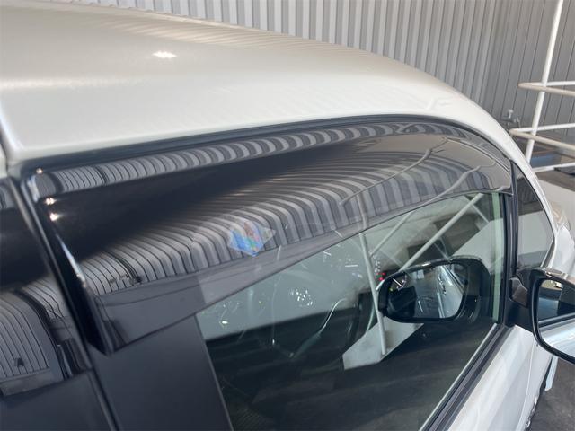 ヴォクシー ハイブリッドＺＳ　煌　１年保証付・禁煙車・純正ナビ・ＴＶ・ＣＤ・ＤＶＤ・Ｂｌｕｅｔｏｏｔｈ・バックモニター・トヨタセーフティ・クルーズコントロール・両側パワースライド・シートヒーター・ＬＥＤオートライト・ドラレコ・ＥＴＣ（31枚目）