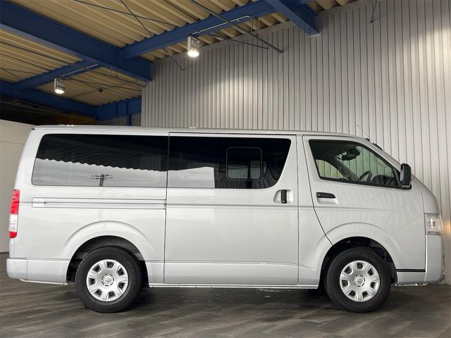 ハイエースバン ＤＸ　ＧＬパッケージ　１年保証付・禁煙車・クリアランスソナー・ナビ・ＴＶ・ＣＤ・ＤＶＤ・Ｂｌｕｅｔｏｏｔｈ・バックモニター・ステアリングリモコン・両側スライドドア・オートライト・オートハイビーム・キーレスエントリー・ＥＴＣ（28枚目）