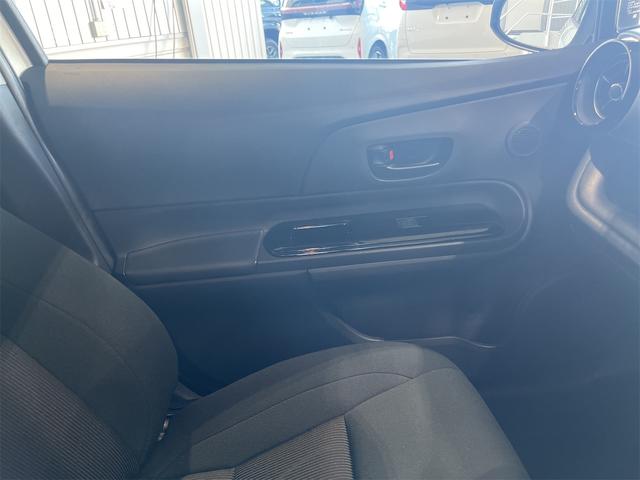 アクア Ｓスタイルブラック　１年保証付・禁煙車・モデリスタ・ナビ・ＴＶ・ＤＶＤ・Ｂｌｕｅｔｏｏｔｈ・バックモニター・トヨタセーフティ・ステアリングリモコン・クリアランスソナー・ＬＥＤオートライト・フォグ・オートハイビーム・ＥＴＣ（43枚目）